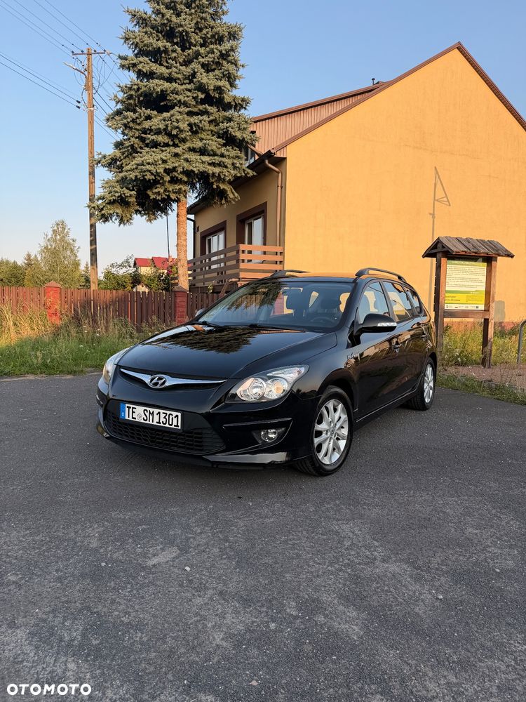 Hyundai i30 i30cw 1.4 blue Comfort - 2