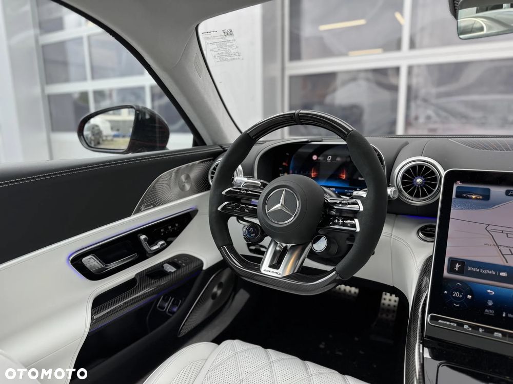 Mercedes-Benz AMG GT - 15