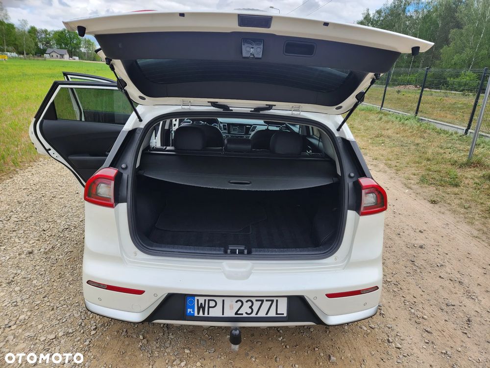 Kia Niro 1.6 GDI Hybrid L - 15