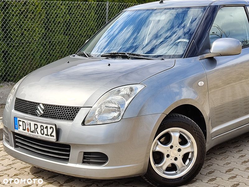 Suzuki Swift 1.3 Comfort - 28