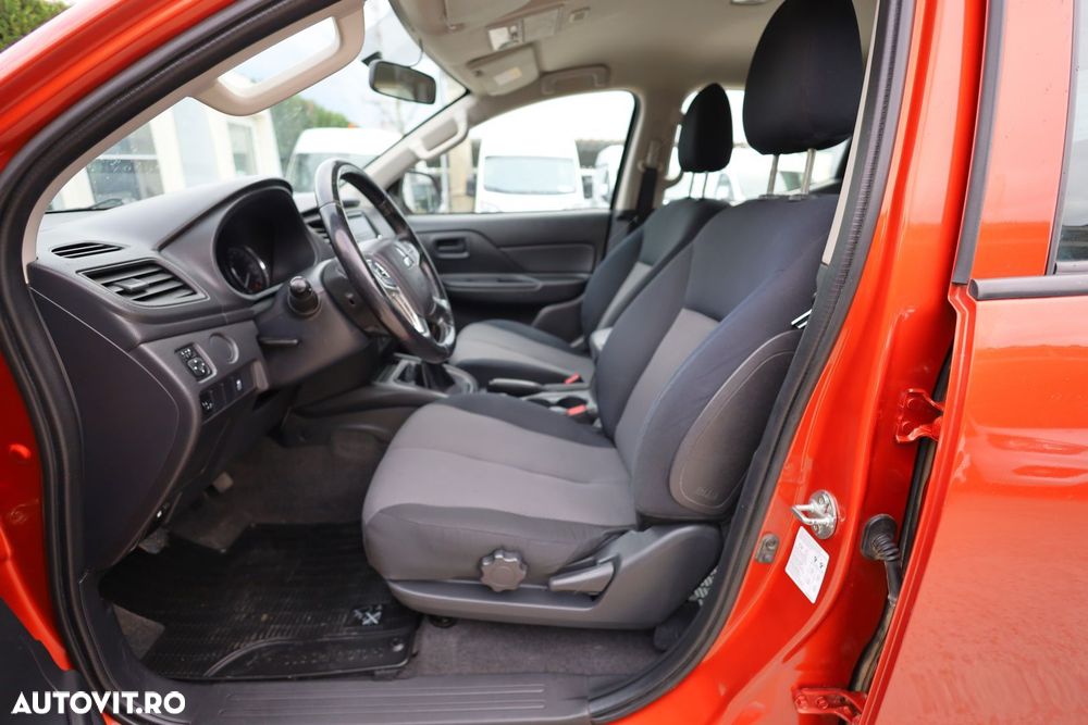 Mitsubishi L200 - 12