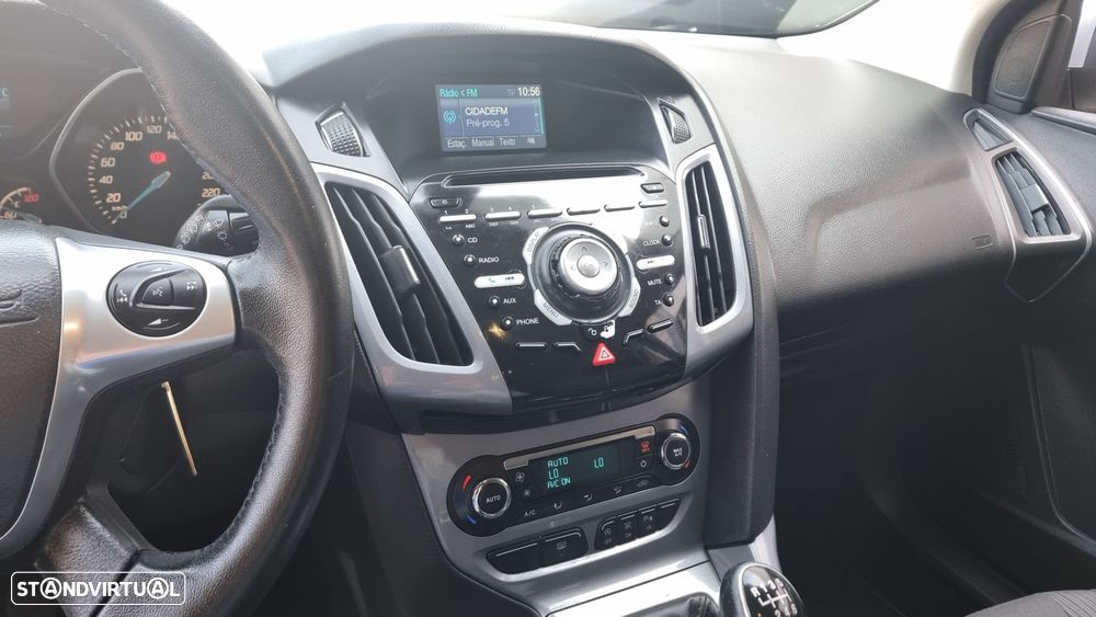 Ford Focus SW 1.6 TDCi Titanium Best - 8