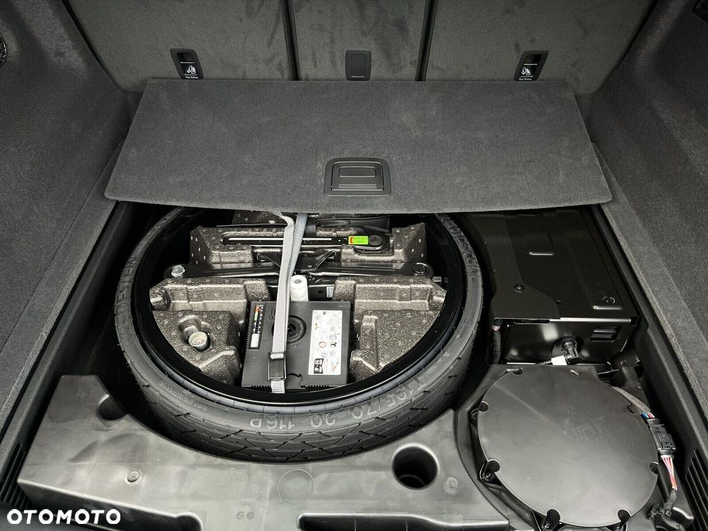 Audi Q8 55 TFSI mHEV Quattro Tiptronic - 16