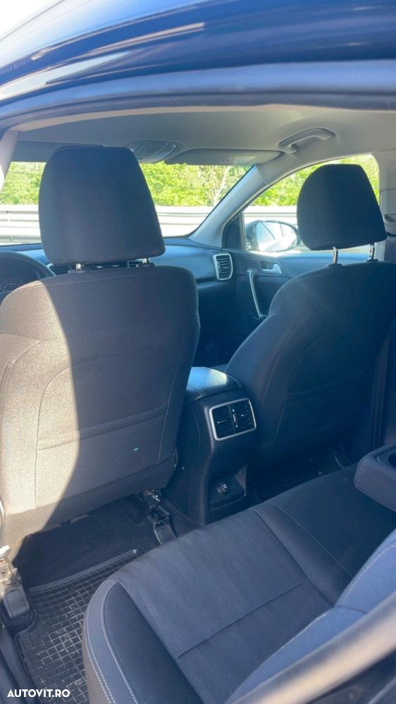Kia Sportage 1.6 GDI 6MT 4x2 Style - 11