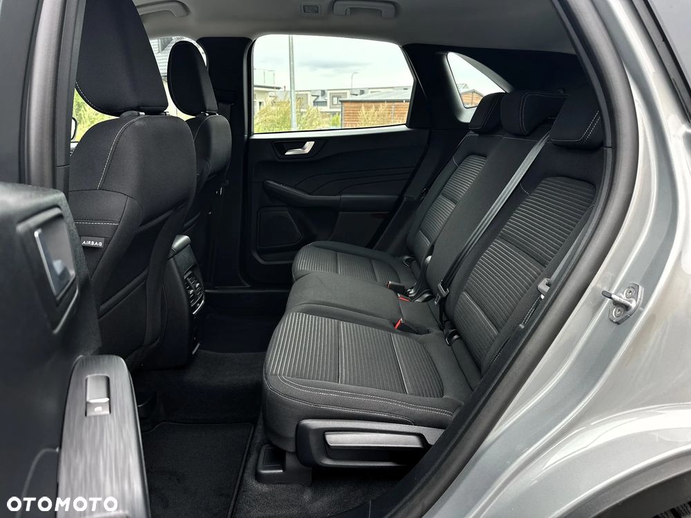Ford Kuga 1.5 EcoBoost FWD Titanium - 13