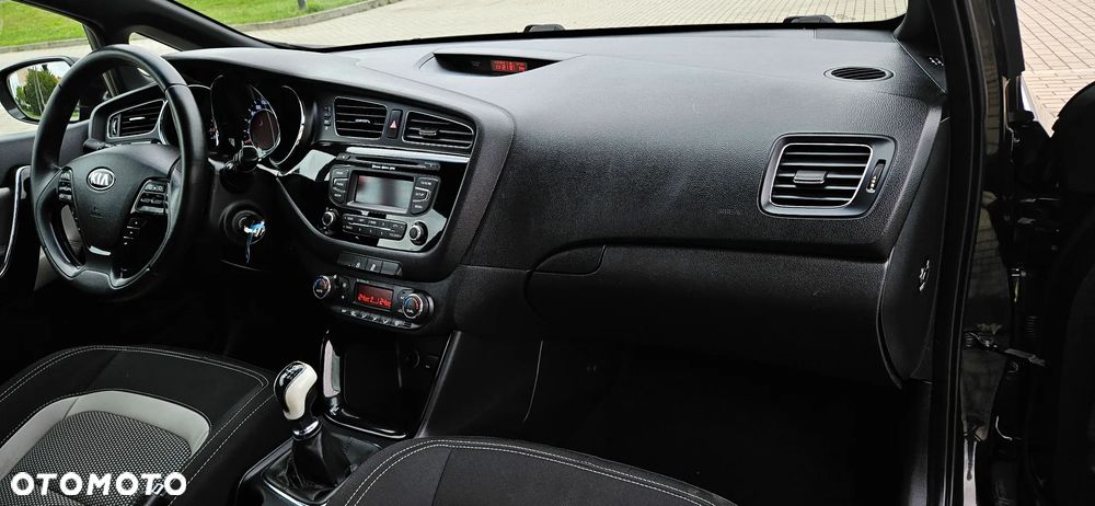 Kia ProCeed 1.6 CRDi ISG Vision - 8
