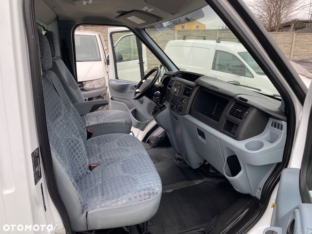 Ford TRANSIT - 12