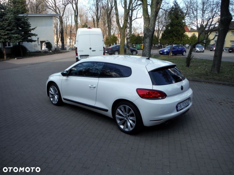 Volkswagen Scirocco 2.0 TDI Blue Motion Technologie Edition - 36