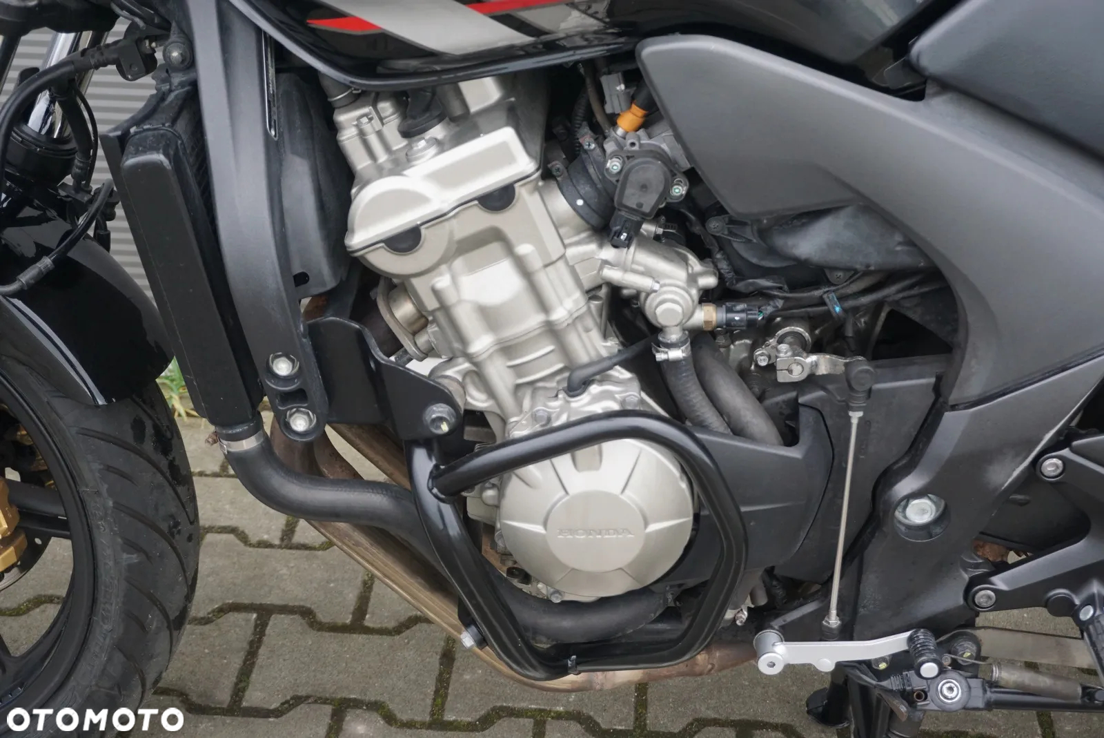 Honda CBF - 13