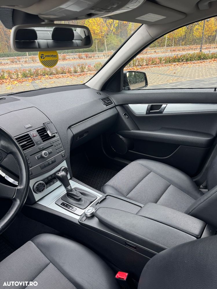 Mercedes-Benz C - 7