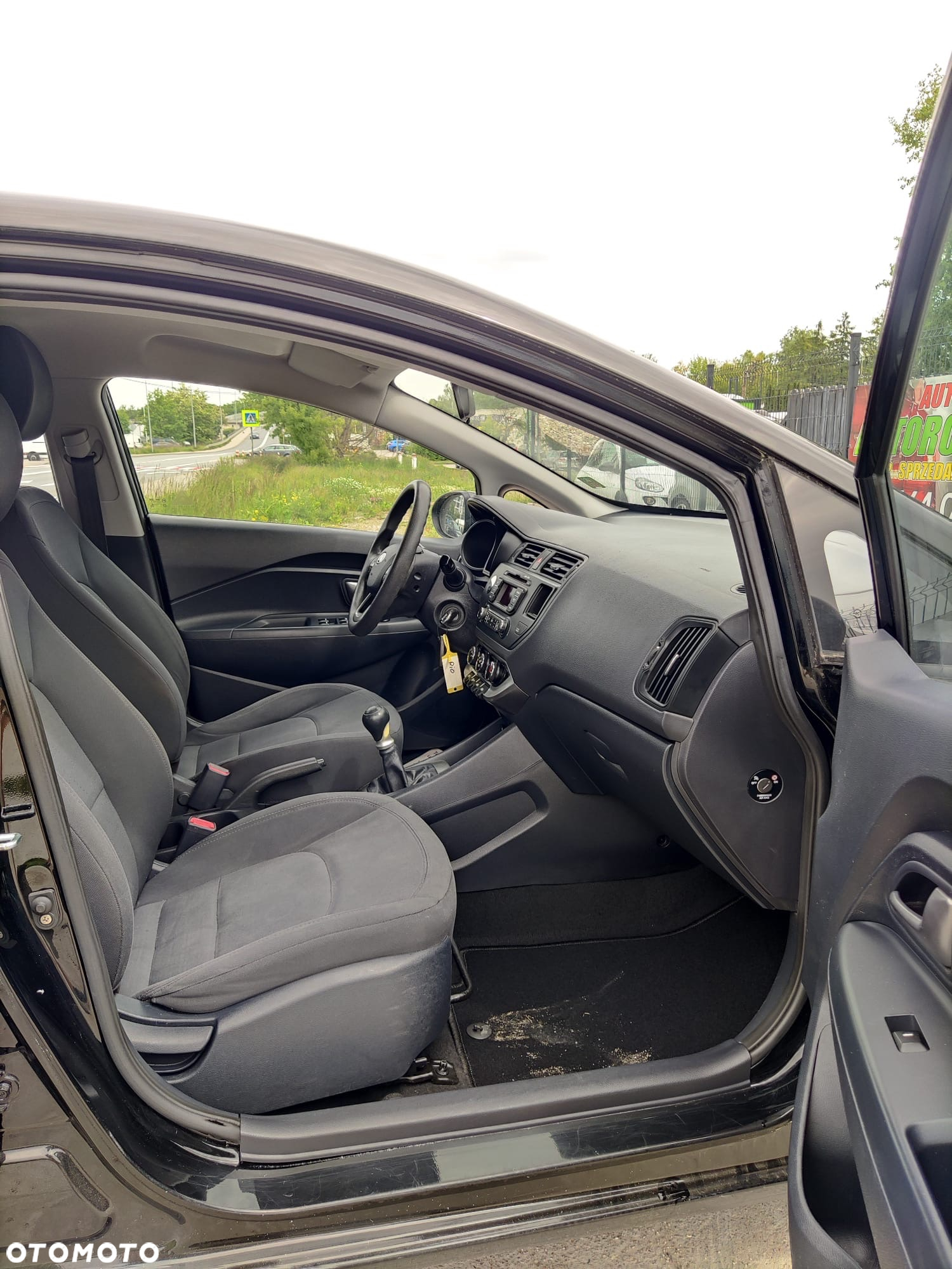 Kia Rio 1.2 Attract - 15