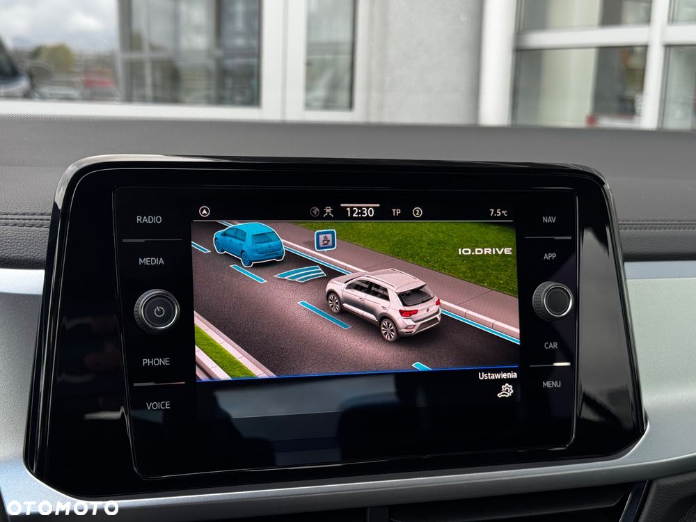 Volkswagen T-Roc 1.5 TSI Life DSG - 22