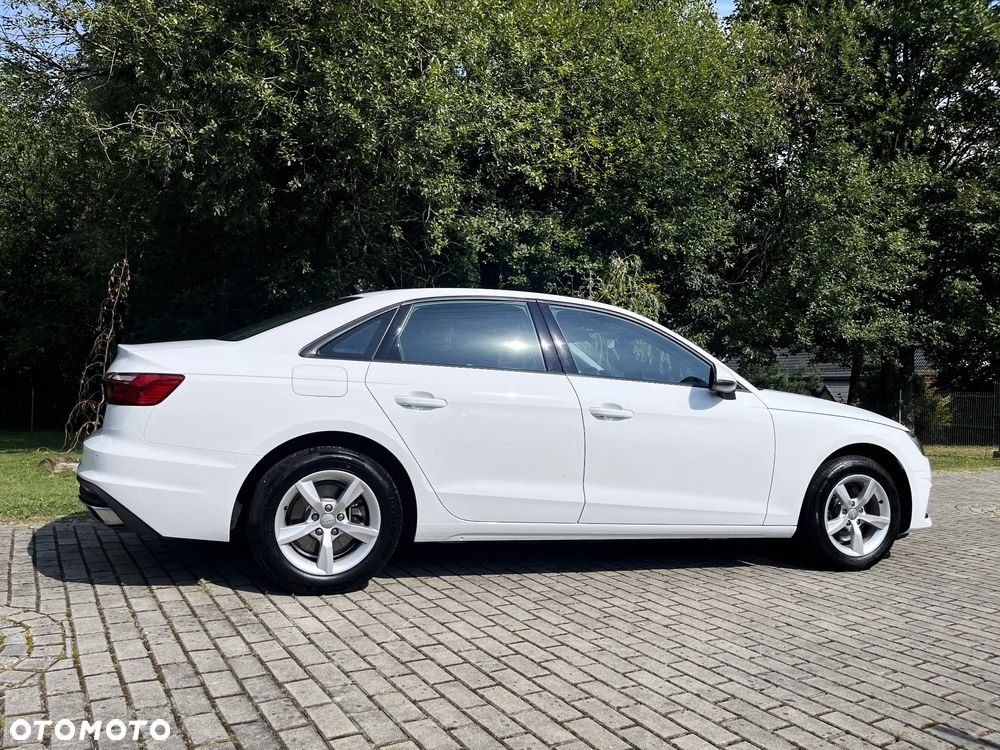Audi A4 - 4