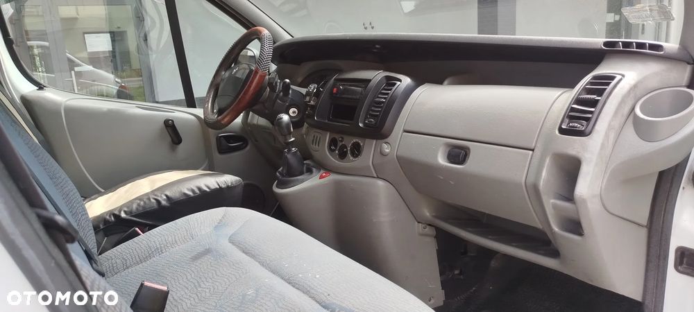 Renault Trafic - 9