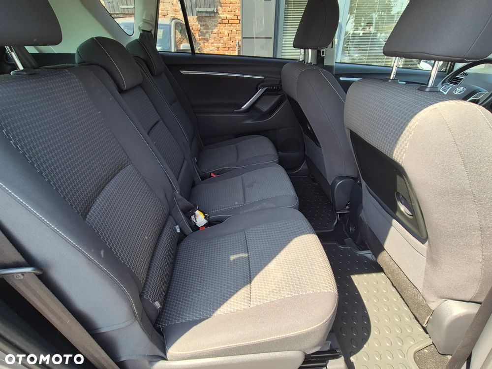 Toyota Verso 1.6 D-4D Prestige - 28