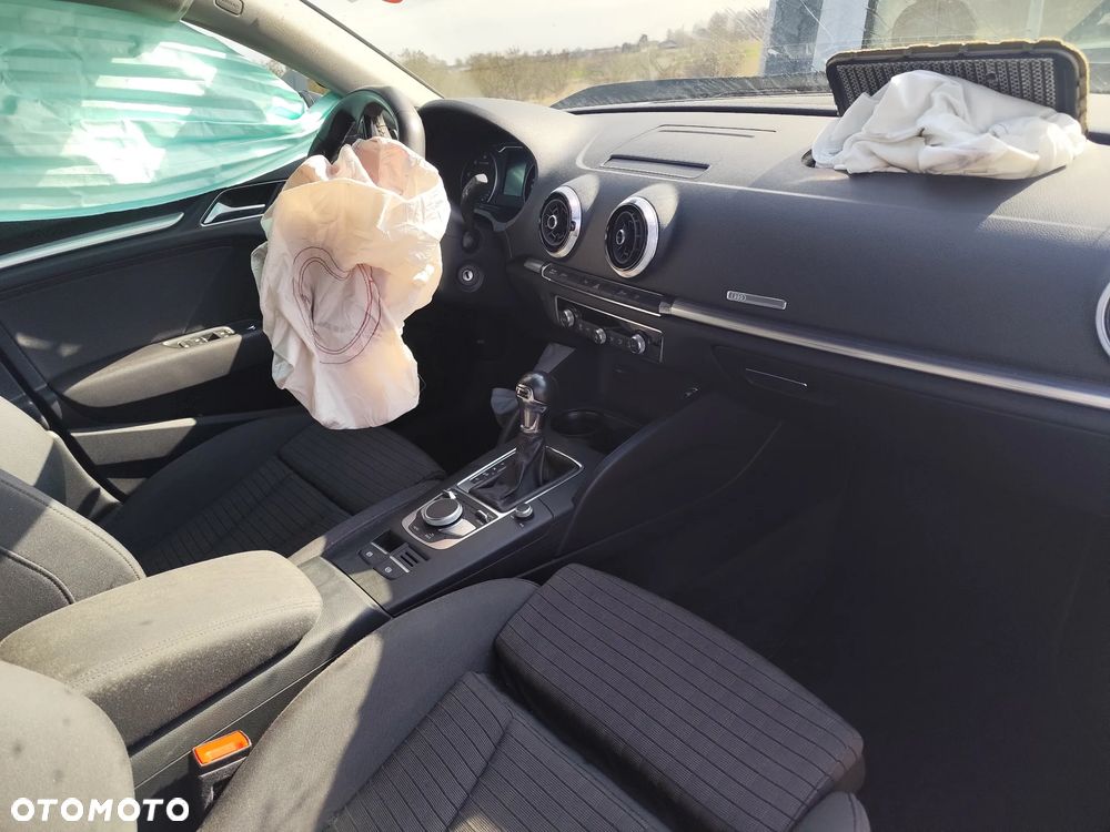Audi A3 Sportback 2.0 TDI S tronic sport - 16