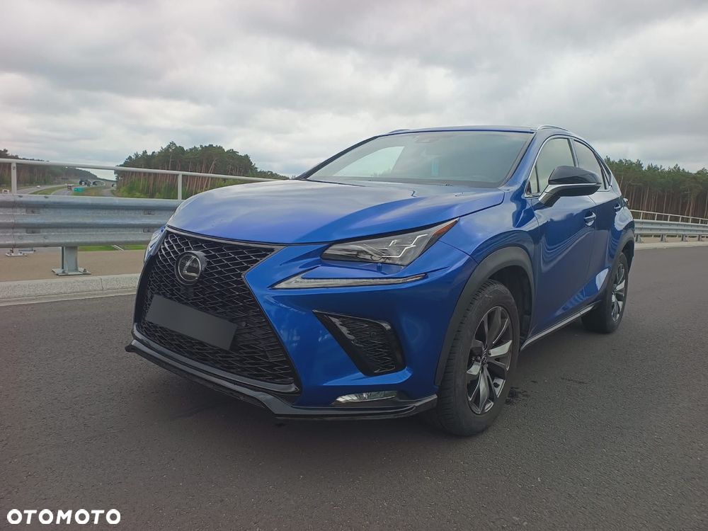 Lexus NX 300 F Sport AWD - 2
