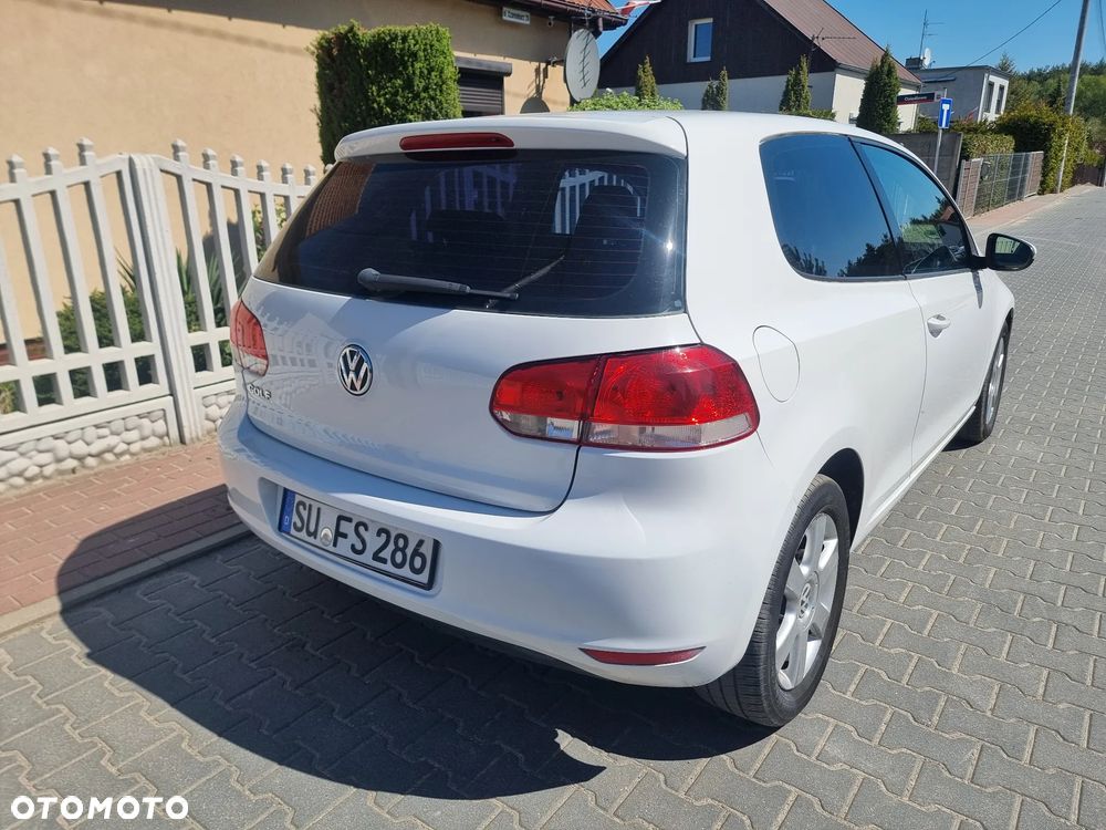 Volkswagen Golf - 8