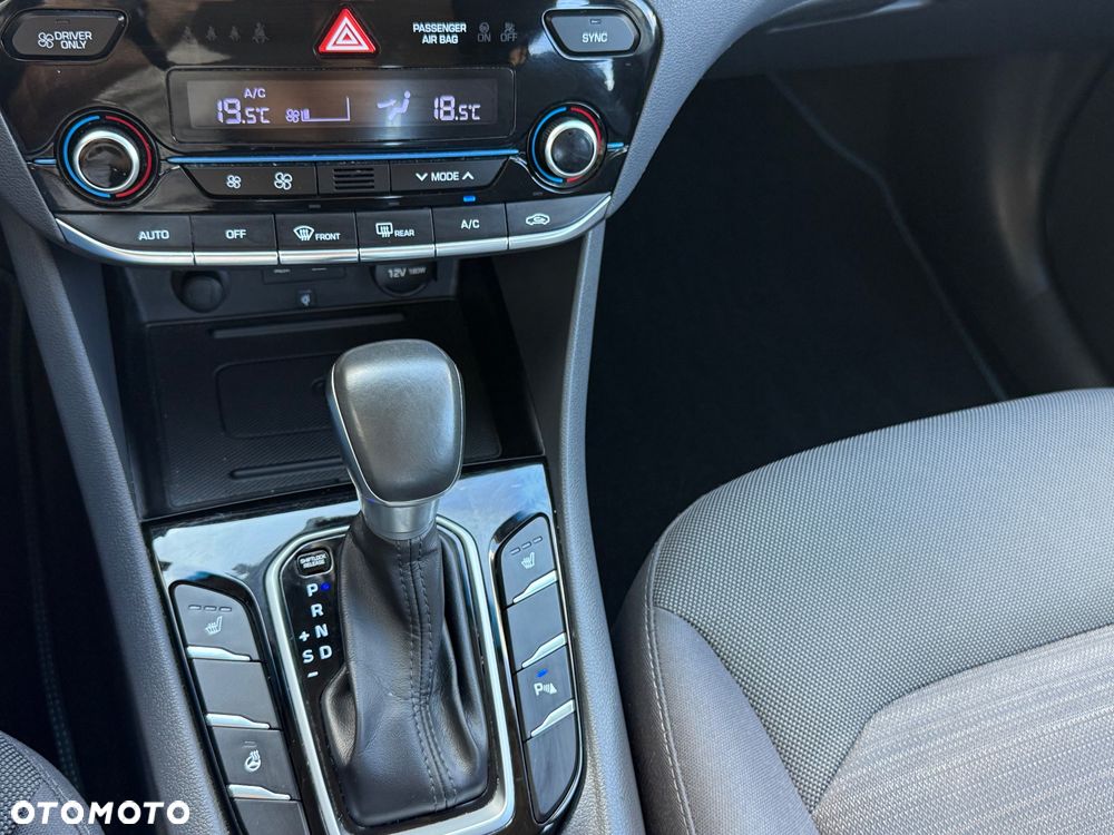 Hyundai IONIQ 1.6 GDI Style - 21