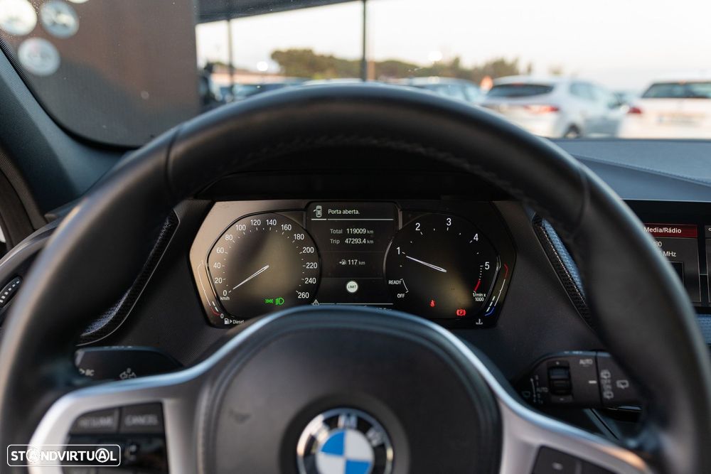 BMW 116 d Pack Desportivo M - 13