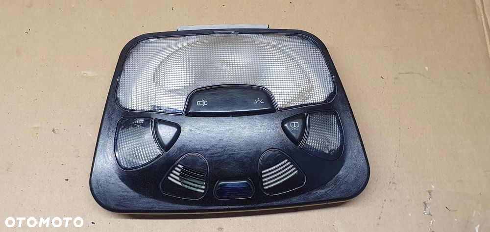 Lampka oświetlenie kabiny podsufitki Mercedes CLK W209 A2098200501 - 1