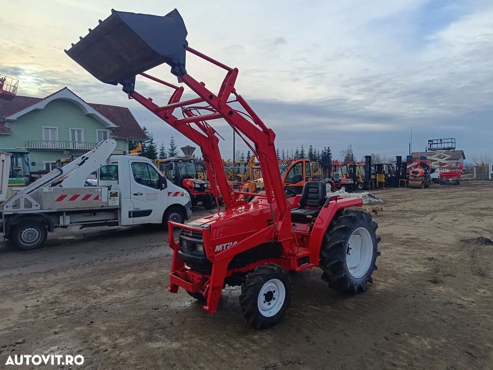 Mitsubishi MT24 - 3