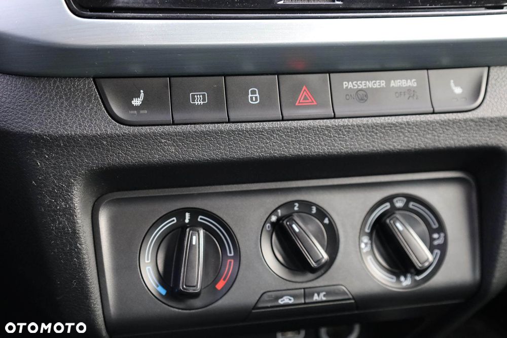 Skoda Fabia 1.0 TSI Ambition Plus - 23