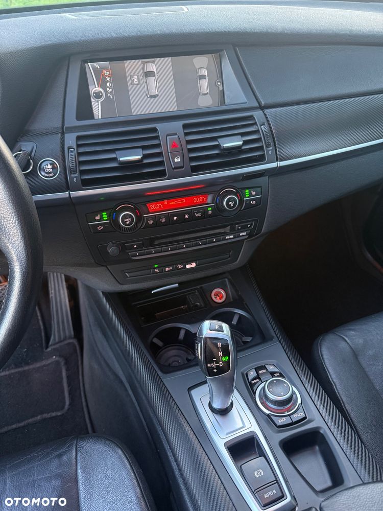 BMW X5 xDrive35i Edition Exclusive - 22