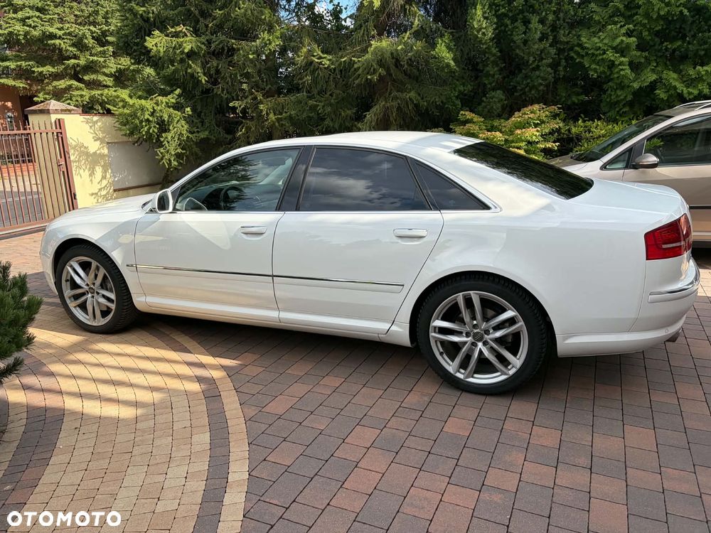 Audi A8 4.2 FSI Quattro - 5