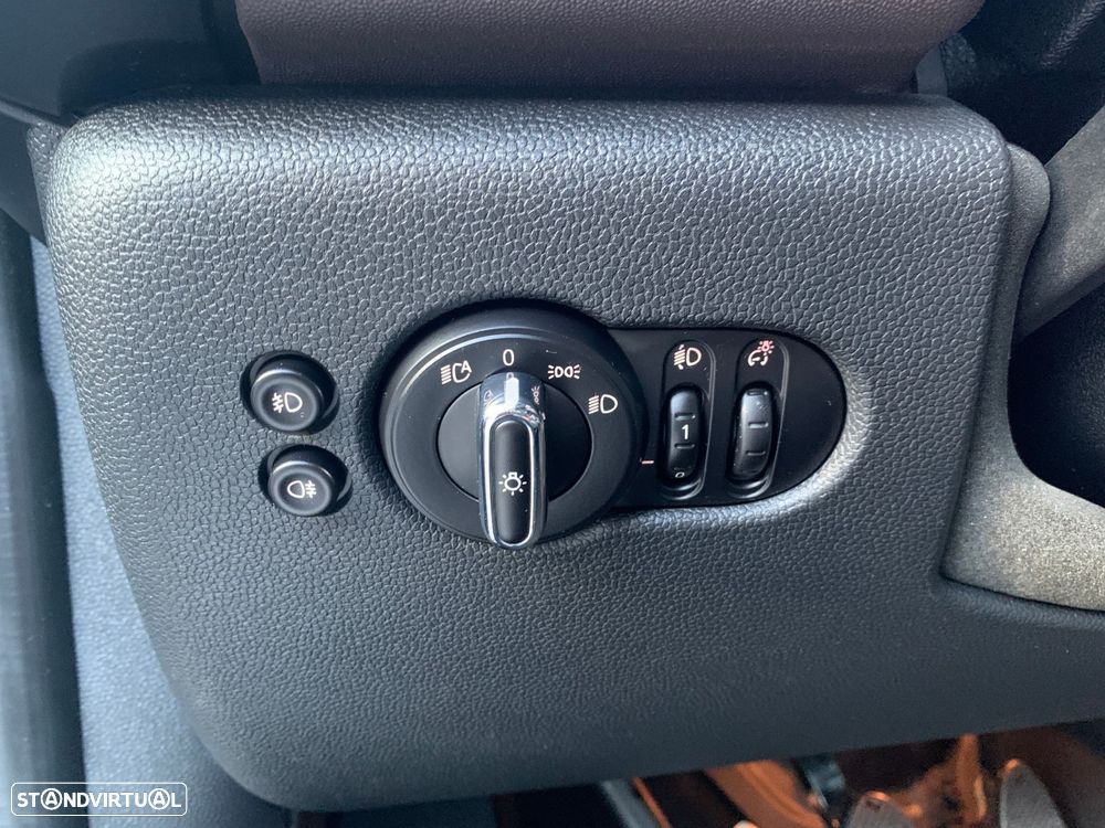 MINI 3 Portas One D - 42