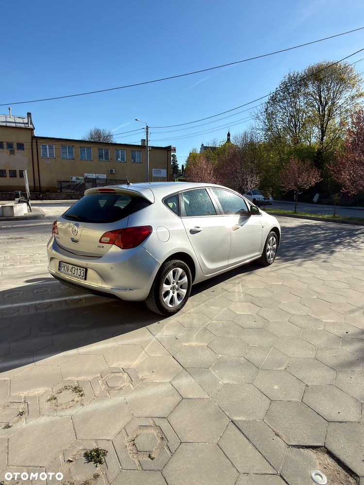 Opel Astra 1.7 CDTI Enjoy - 6