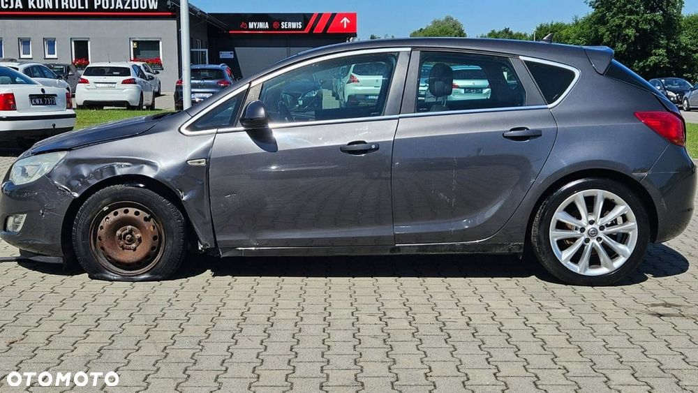 Opel Astra - 4