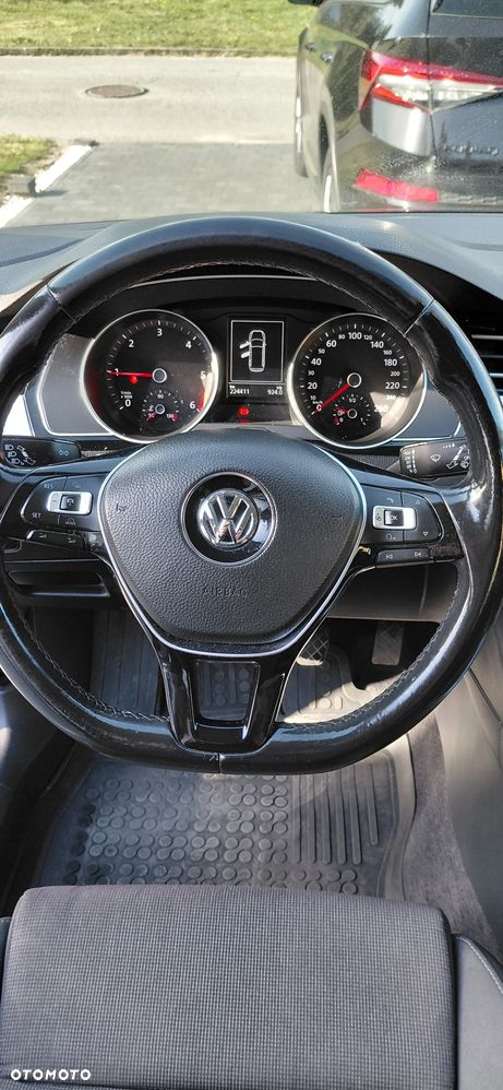 Volkswagen Passat 2.0 TDI (BlueMotion Technology) Comfortline - 17