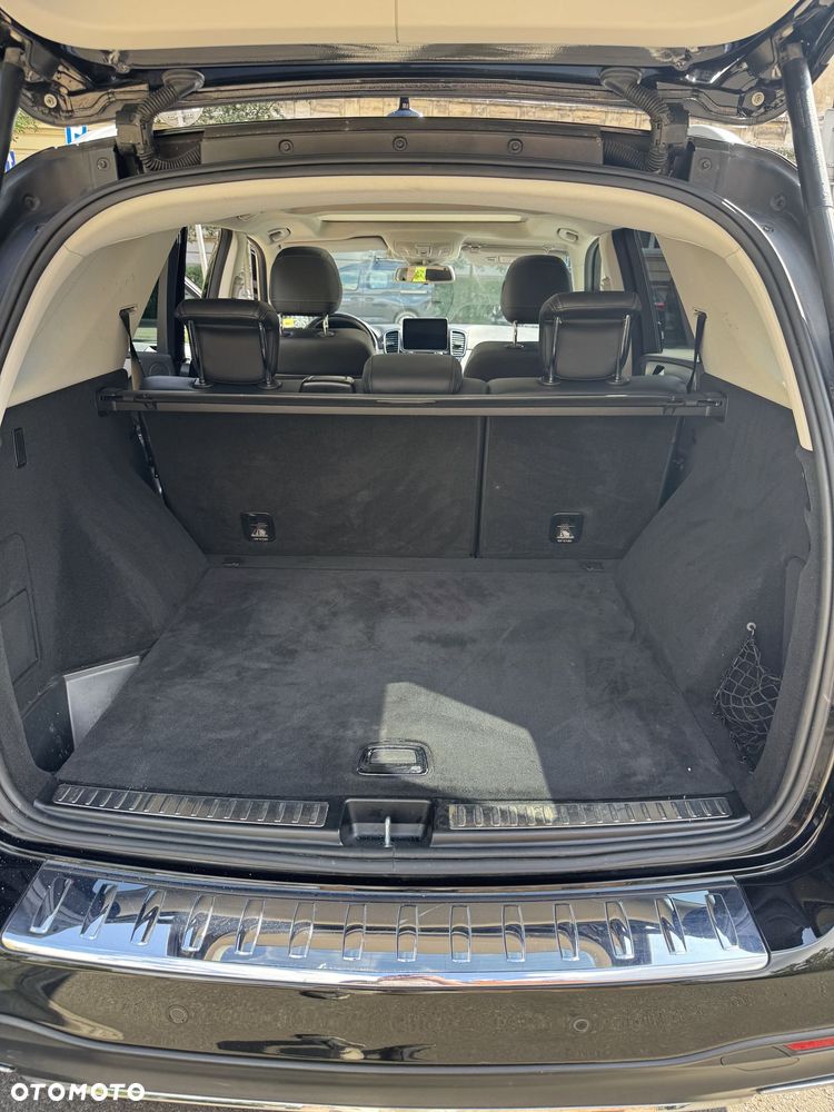 Mercedes-Benz GLE 250 d 4-Matic - 25
