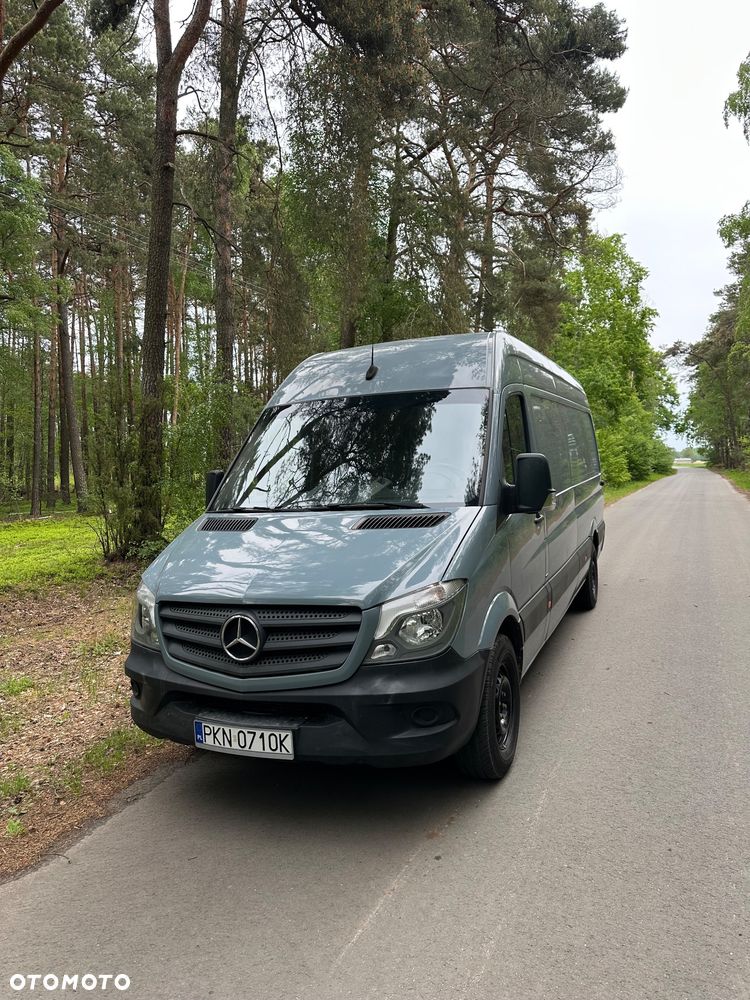 Mercedes-Benz Sprinter - 1