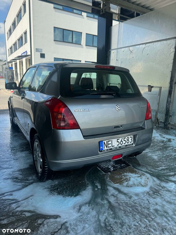 Suzuki Swift 1.3 GC - 6