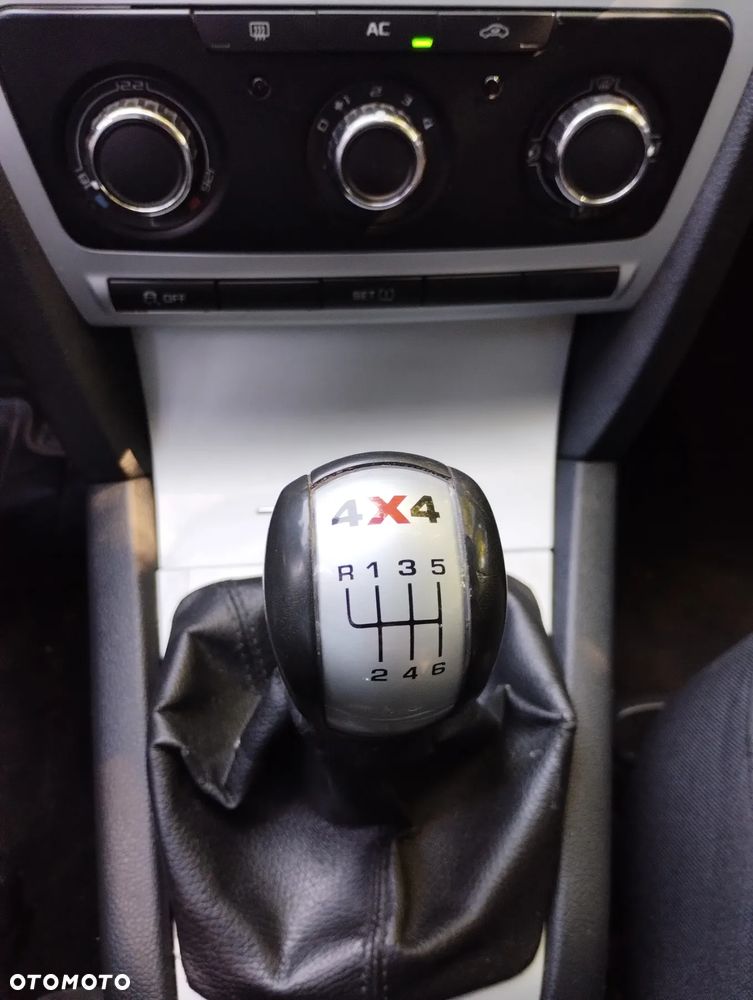 Skoda Octavia 1.6 TDI 4x4 Ambition - 15