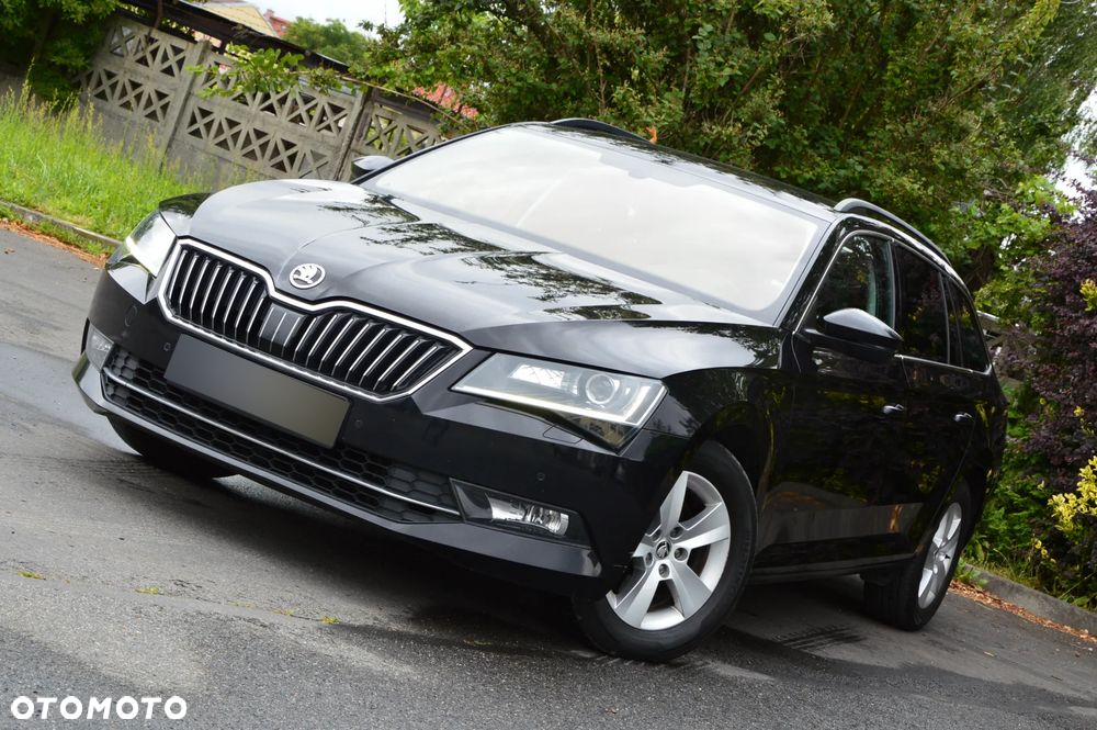 Skoda Superb 1.6 TDI DSG Ambition - 27