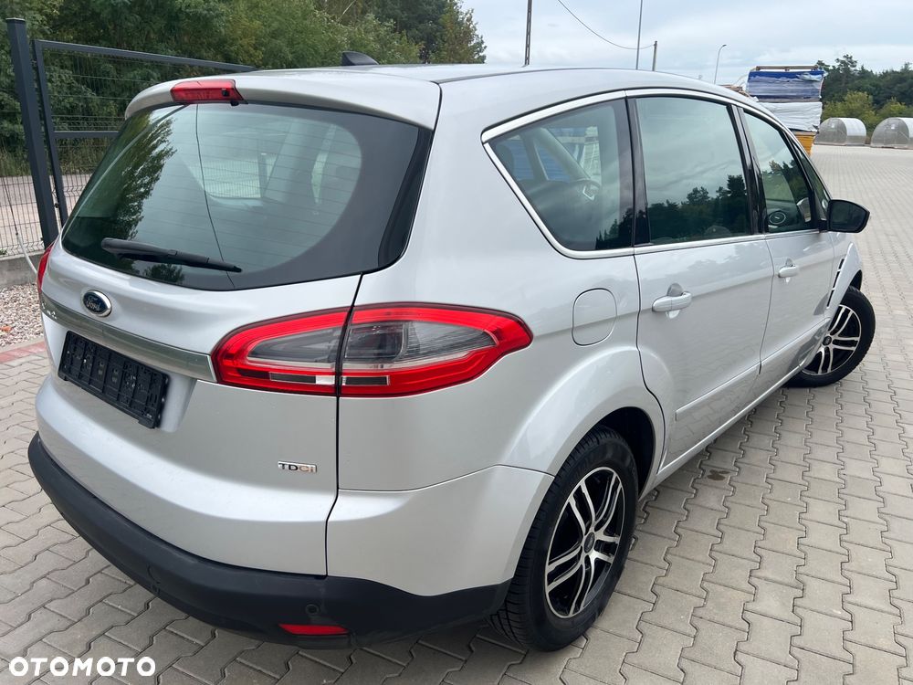 Ford S-Max 2.0 TDCi DPF Champions Edition - 3