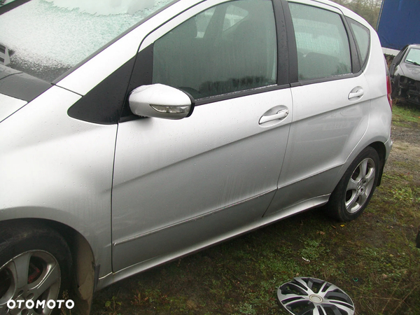 drzwi lewy tył mercedes w169