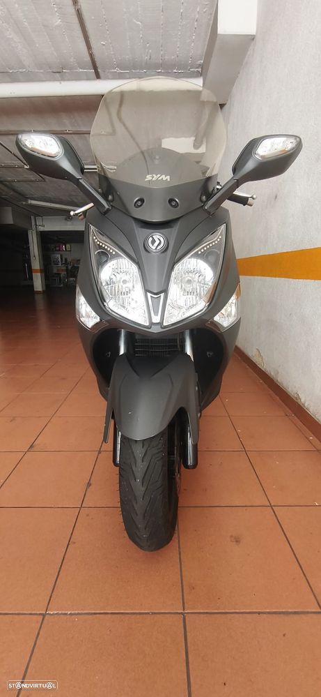 Sym GTS GTS125i - 9