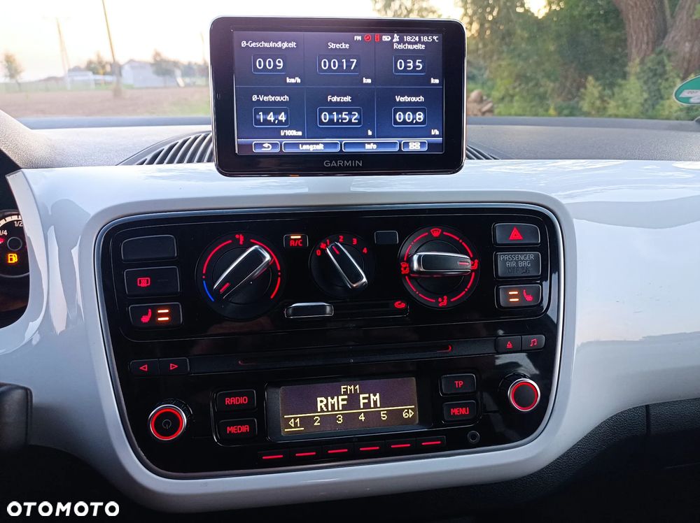 Volkswagen up! club - 16