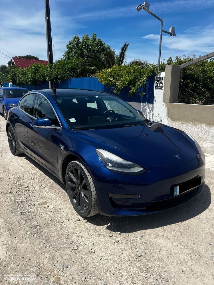 Tesla Model 3 - 2