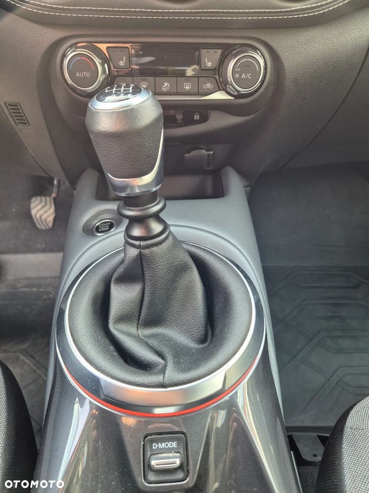 Nissan Juke 1.0 DIG-T N-Connecta - 10