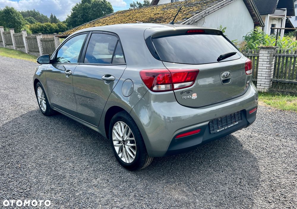 Kia Rio 1.0 T-GDI 100 Dream-Team Edition - 5