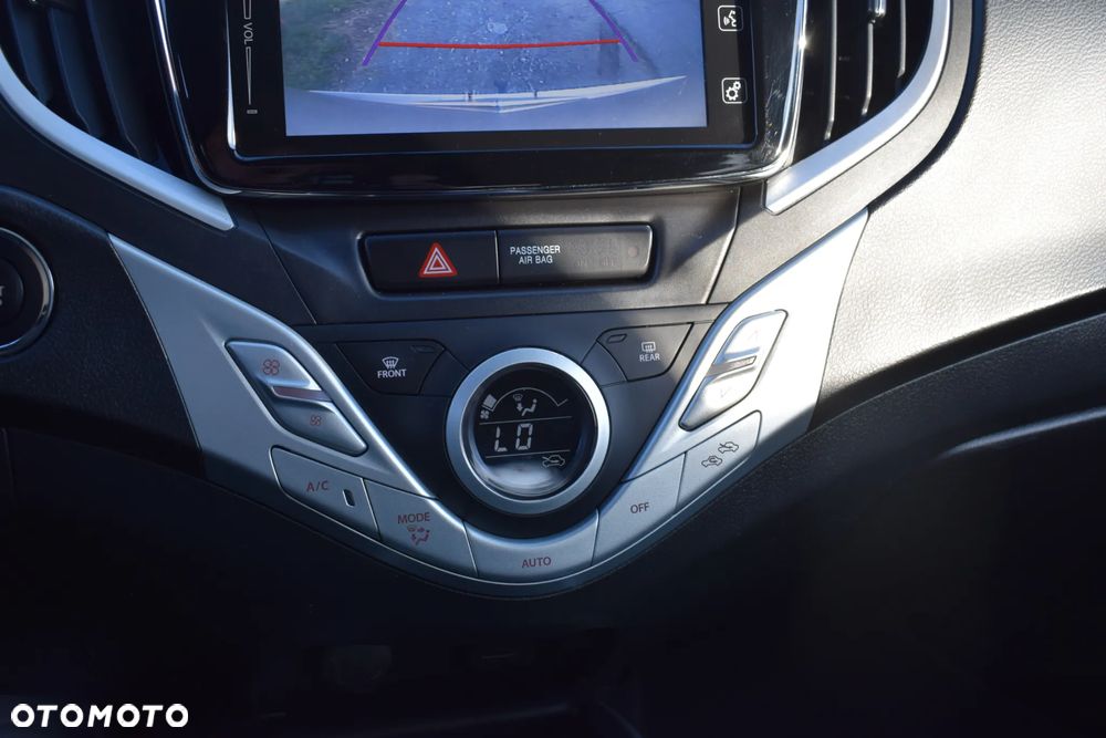 Suzuki Baleno 1.2 Dualjet (SHVS) Hybrid Comfort - 19