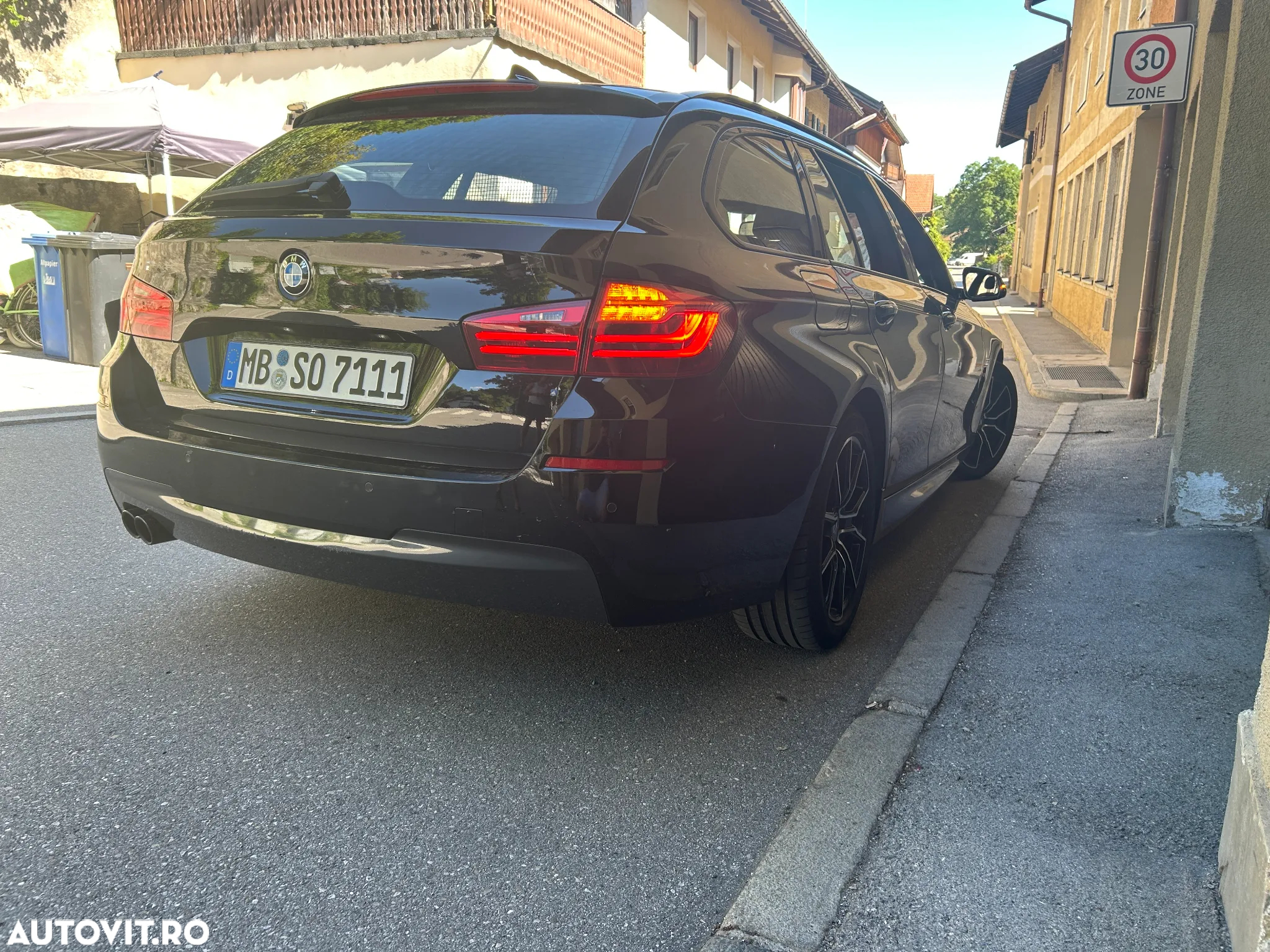 BMW Seria 5 520d Touring Aut. M Sport Edition - 7