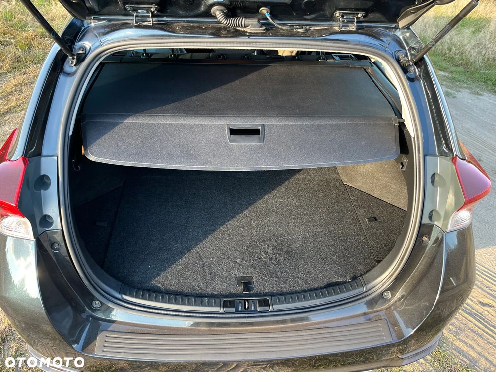 Toyota Auris 1.6 Comfort - 21