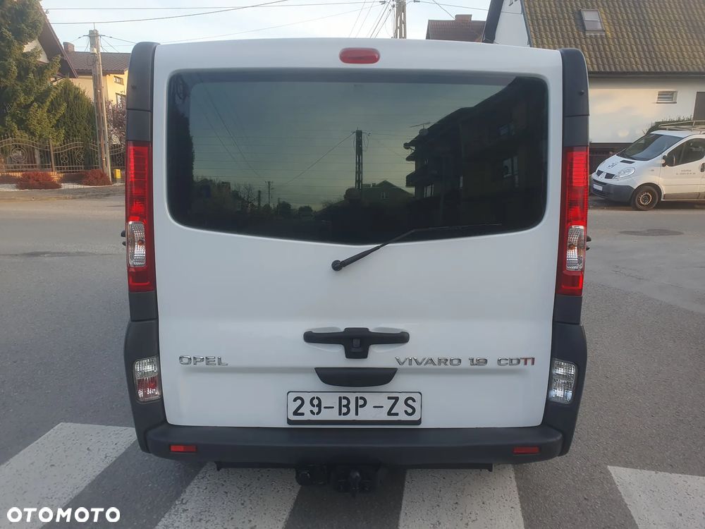 Opel Vivaro - 9