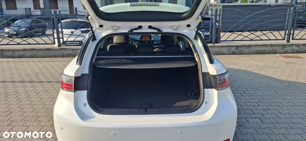 Lexus CT 200h Elegance - 16
